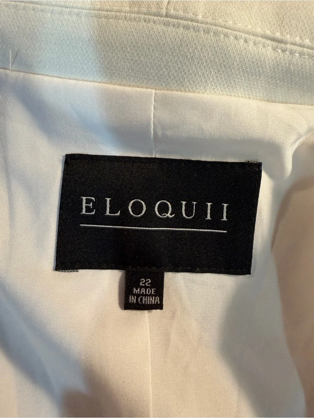 NWT Eloquii White Off-the-Shoulder Double-Breasted Statement Blazer Plus Size 22 - Picture 3 of 16